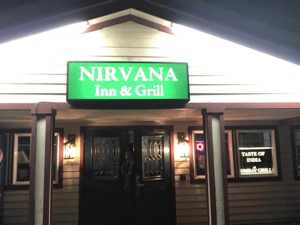 Nirvana Inn & Grill Ellensburg Extérieur photo